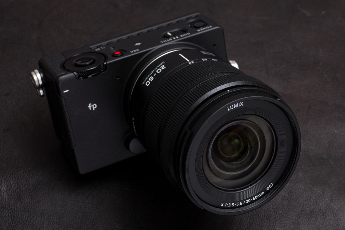 LUMIX S 20-60mm F3.5-5.6 S-R2060