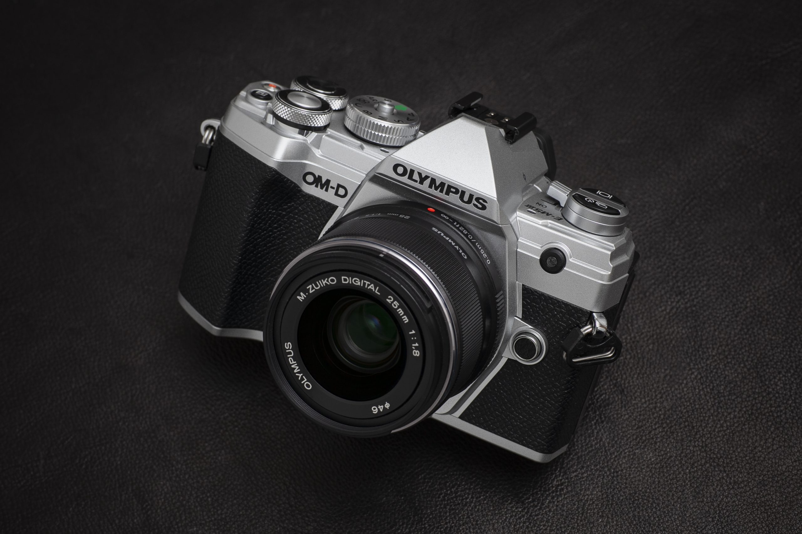 OLYMPUS M.ZUIKO DIGITAL 25mm F1.8 （シルバー） | kensysgas.com