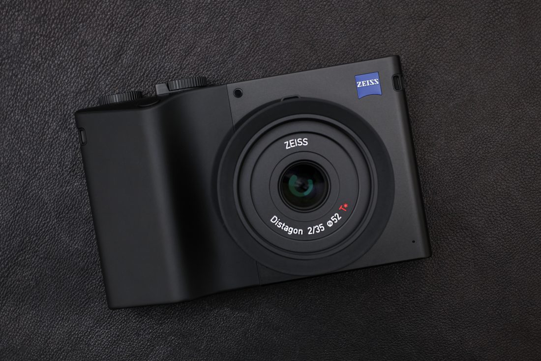 824:ツァイスが作り上げた珠玉の一台「ZEISS ZX1」 実写レビュー | KASYAPA