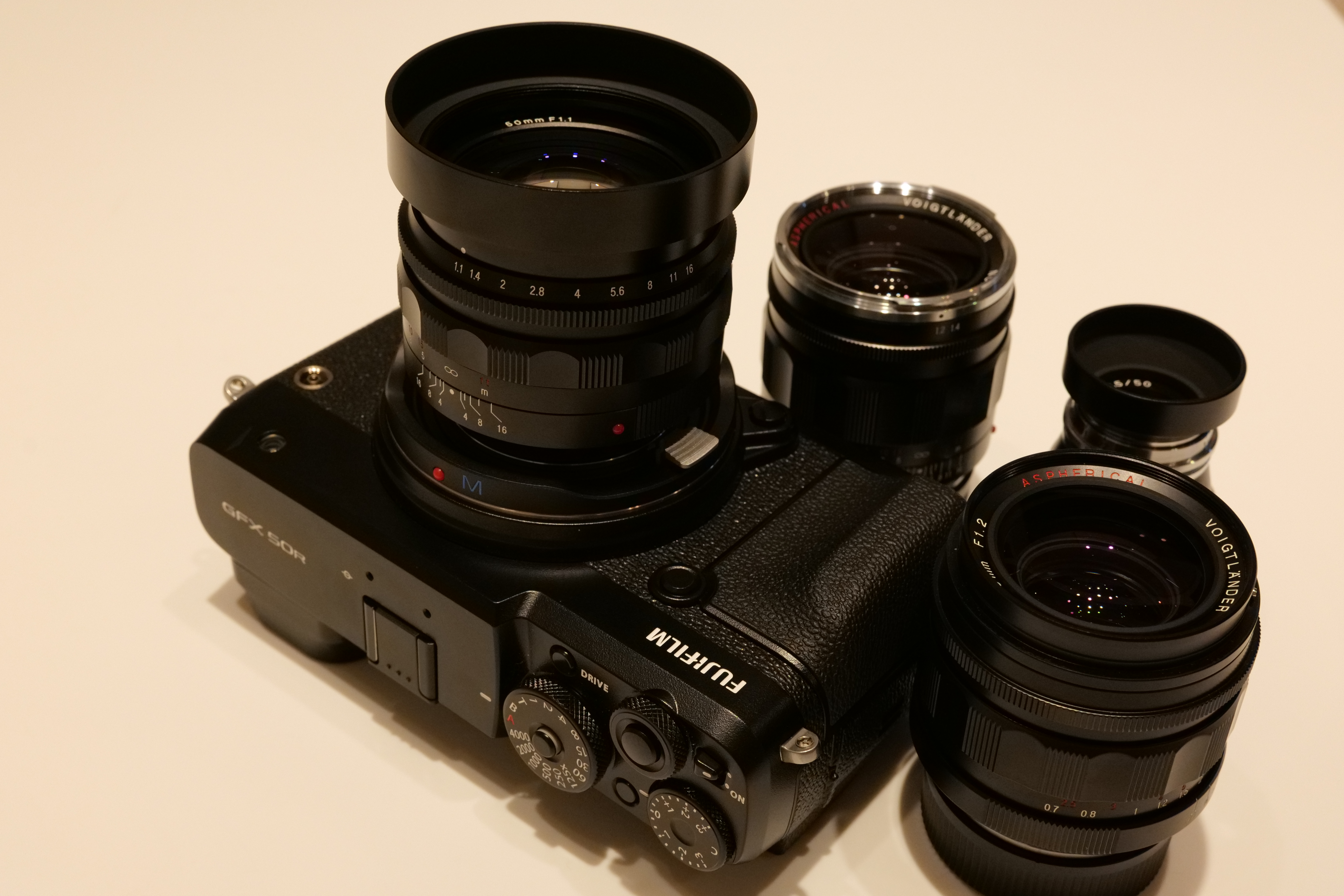 35mm デジタル一眼専用　５０ｍｍ　ｆ１．２ロシア製 フォクトレンダー NOKTON 35mm／50mm F1.2がリニューアル