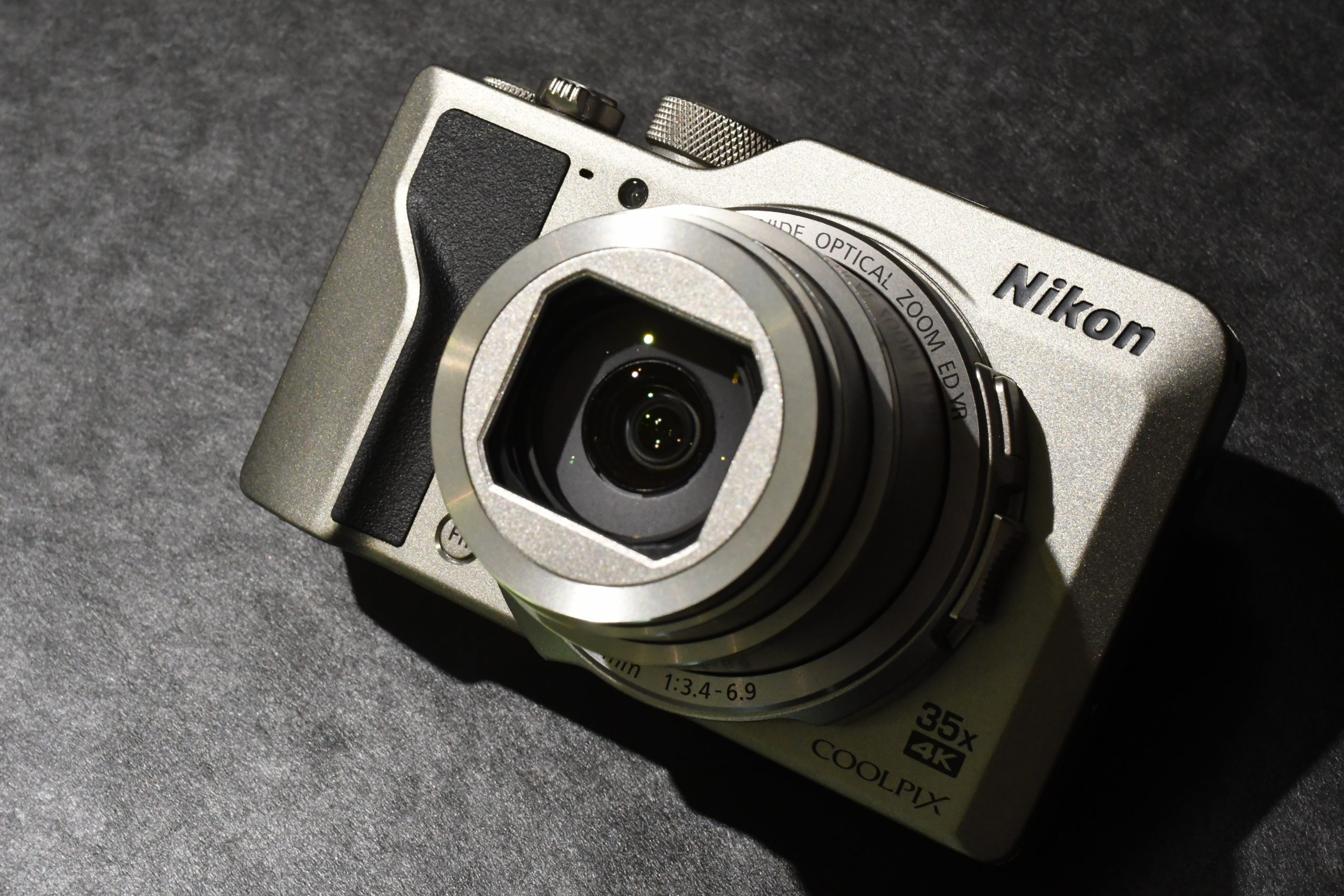 Nikon COOLPIX A1000