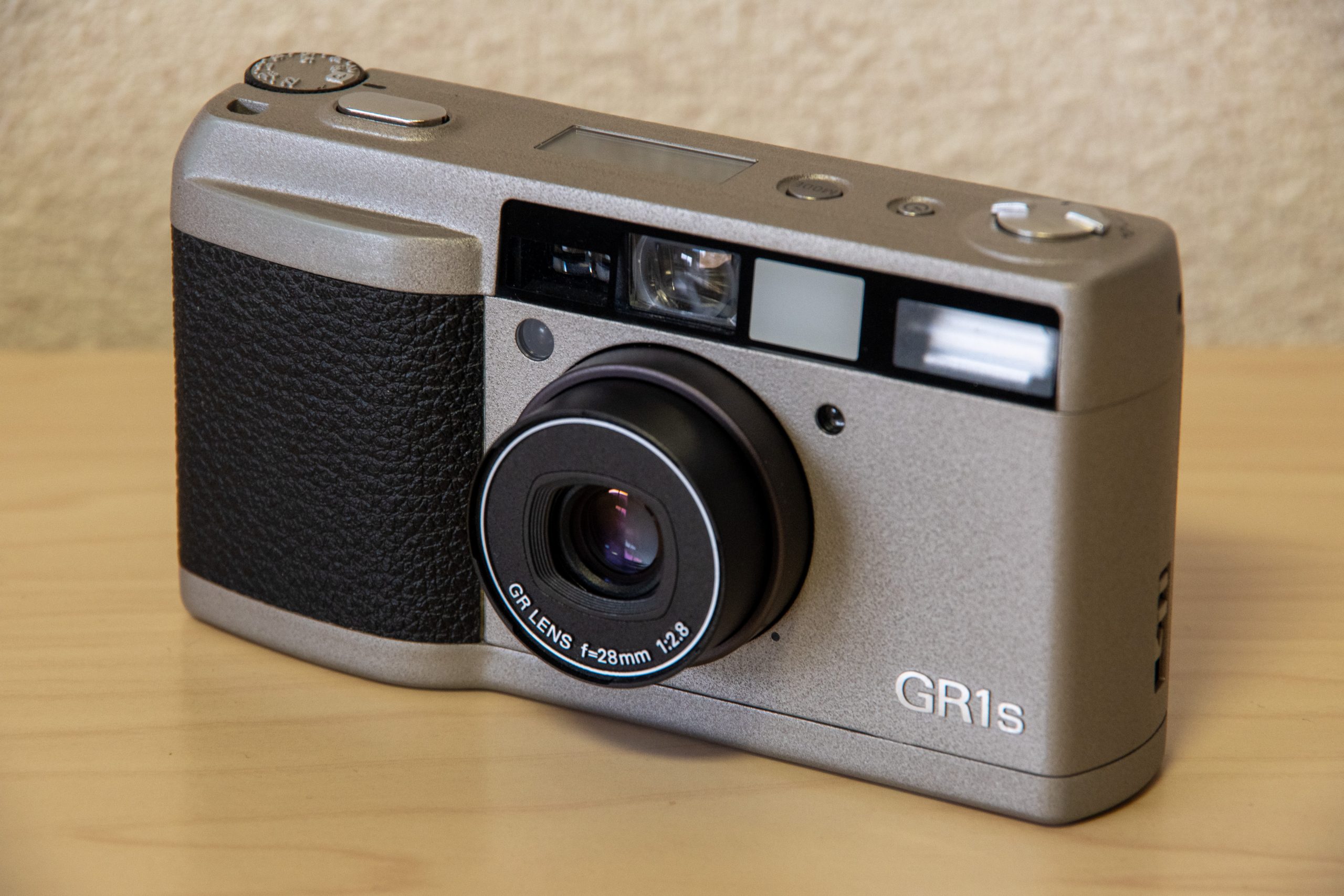 RICOH GR1