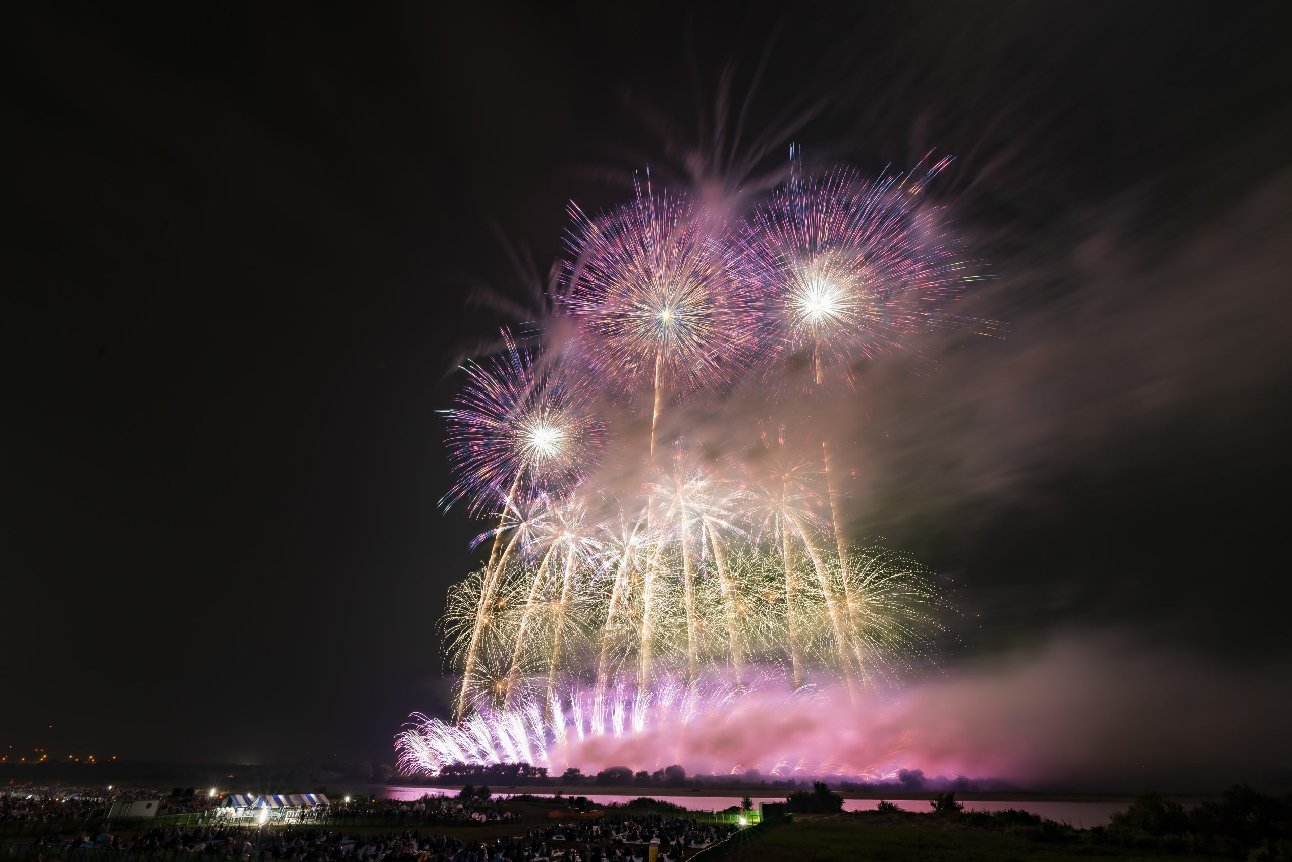 タイムズフェス 夜空に咲く大輪 花火を写真に写す The Map Times