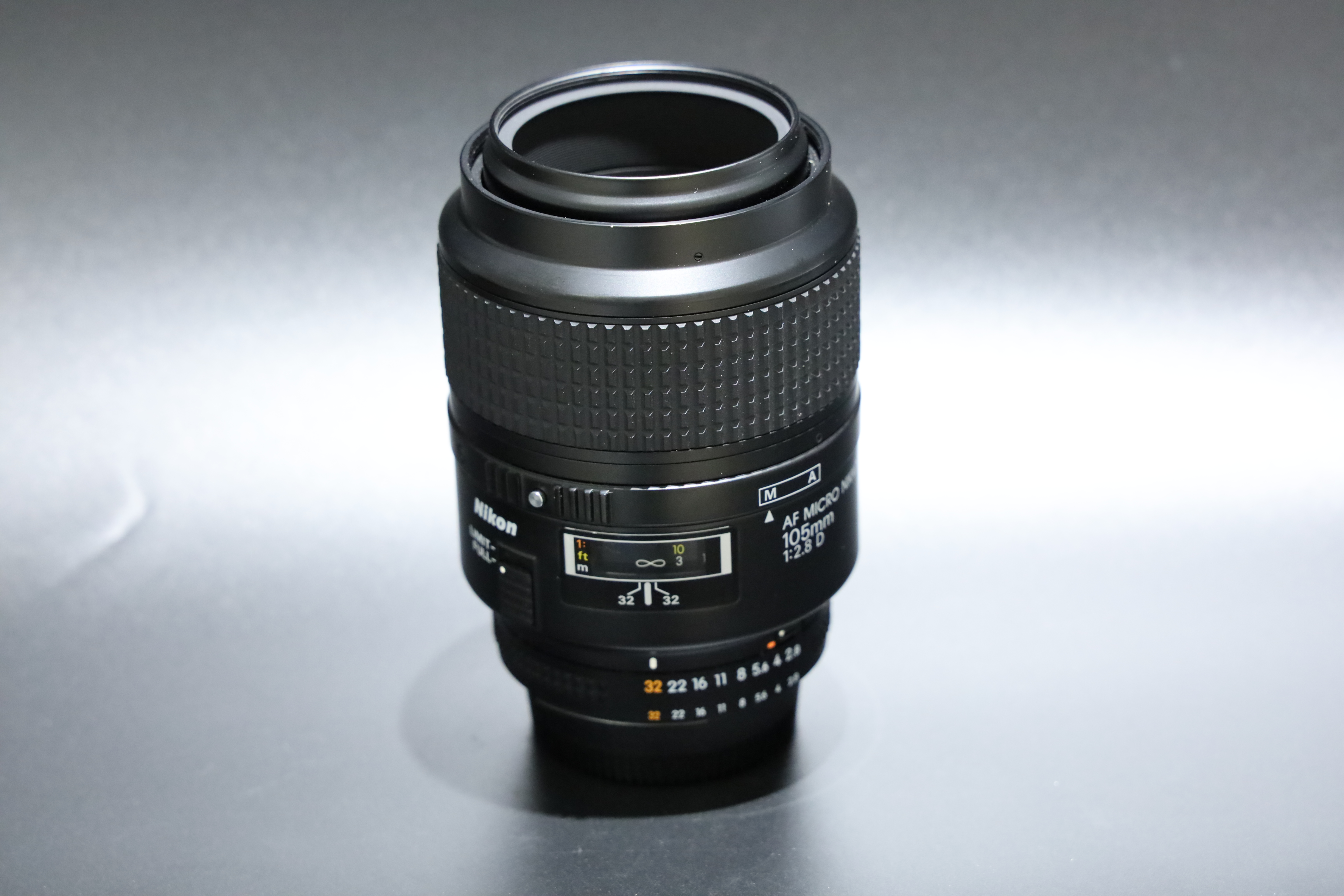 超美品 NIKON AI Auto 105mm f2.5 防湿庫管理