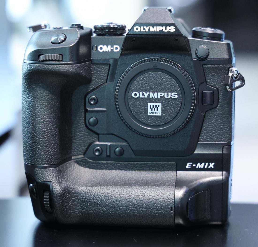 ★ショット数29,120回の極上品★ OLYMPUS OM-D E-M1X