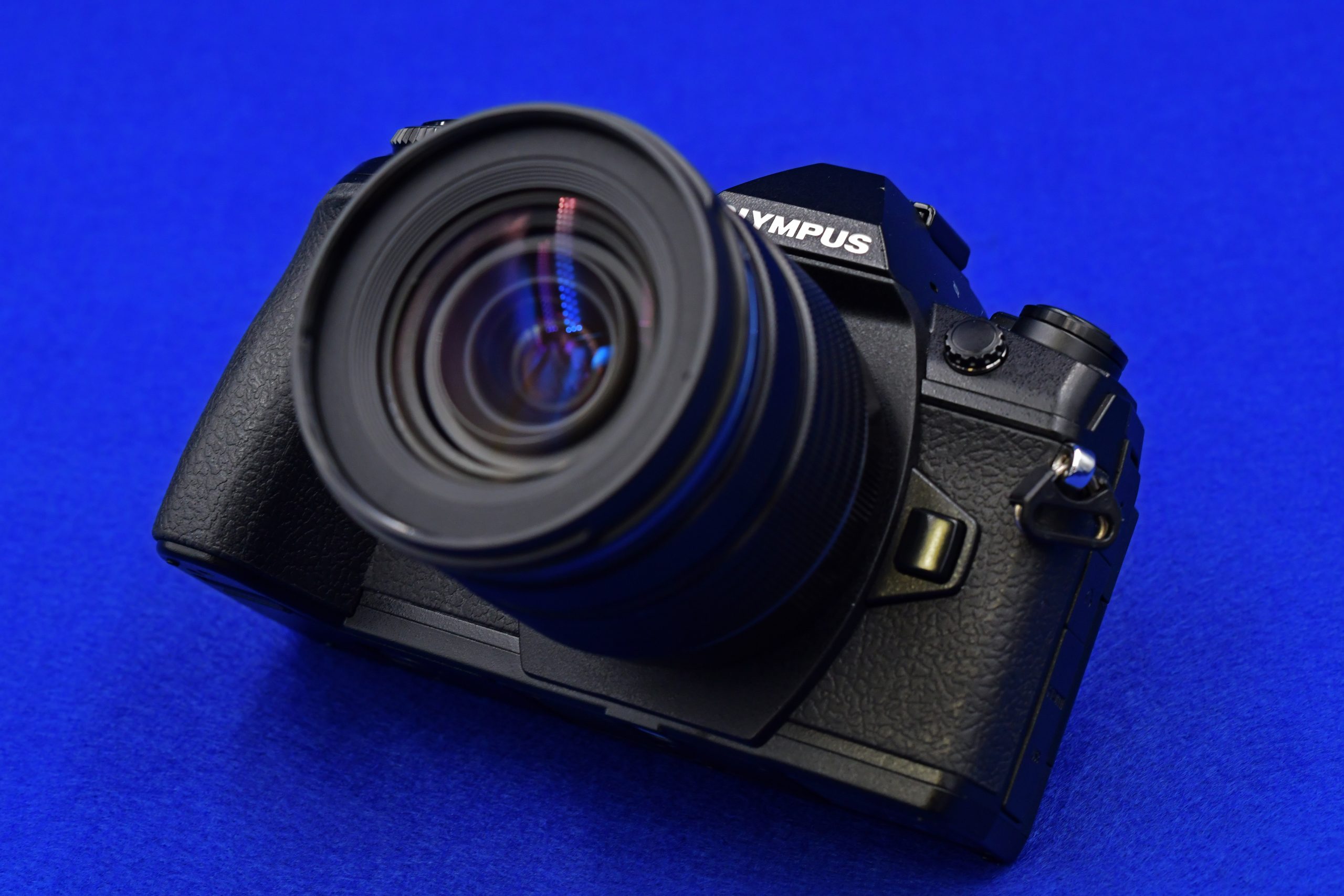 OLYMPUS OM−D EM-1 Mark 2ボディ ミラーレス一眼カメラ abitur.gnesin