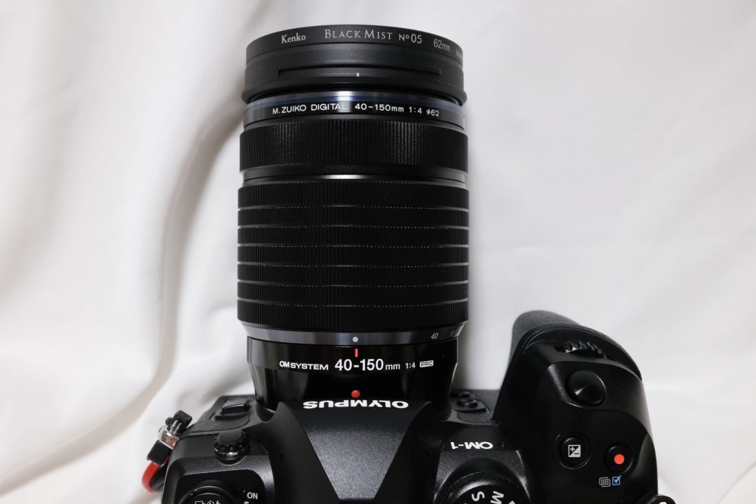 ❤ほぼ新品❤旅行・卒業式に❤️ M.ZUIKO 40-150mm R ブラック 