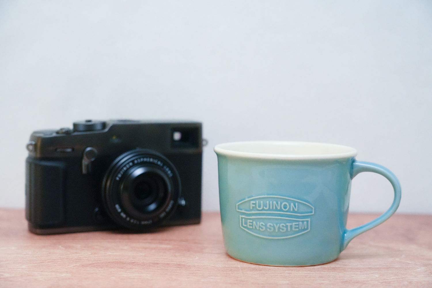 【FUJIFILM】マップカメラ限定 オリジナルデザイン 美濃焼マグカッププレゼント