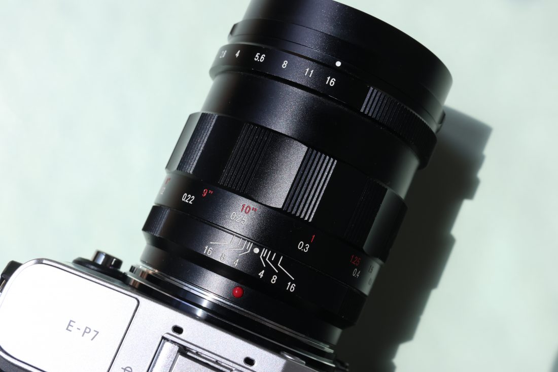 Voigtlander】開放F0.95！ 個性派レンズ「NOKTON 25mm F0.95 Type II」 | THE MAP TIMES