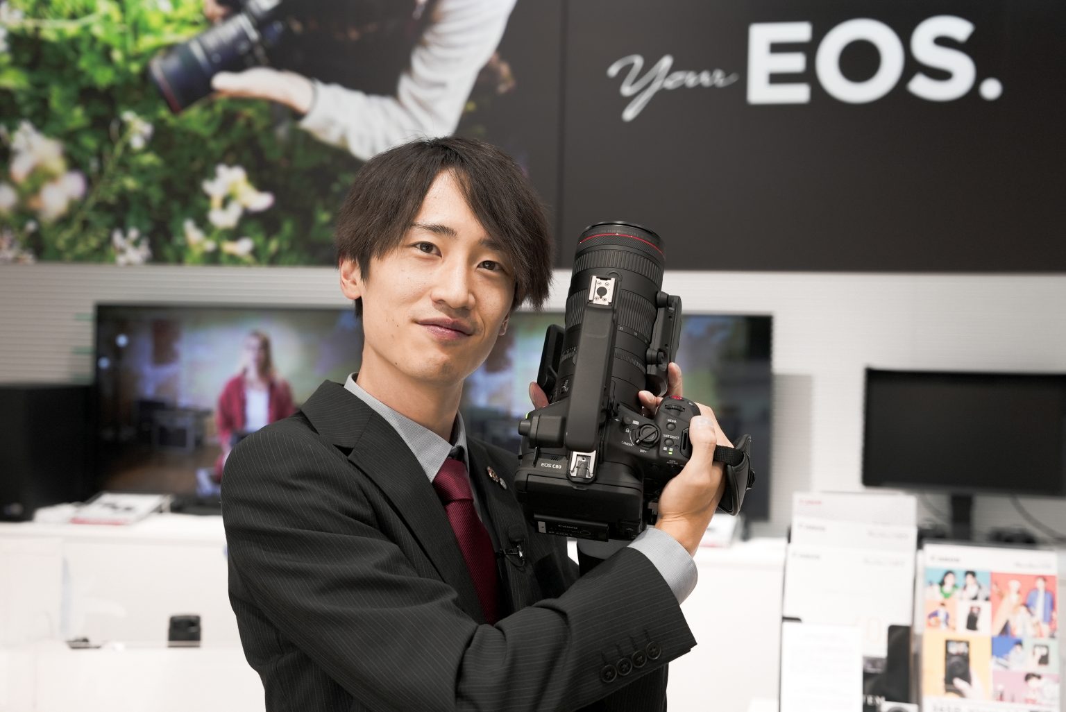 【先行レポート】手持ちでシネマ撮影!?『Canon EOS C80』を動画で紹介します