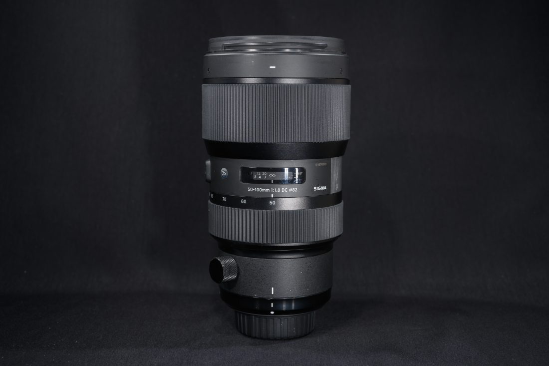 SIGMA 50-100mm F1.8 DC HSMの物撮りカット。