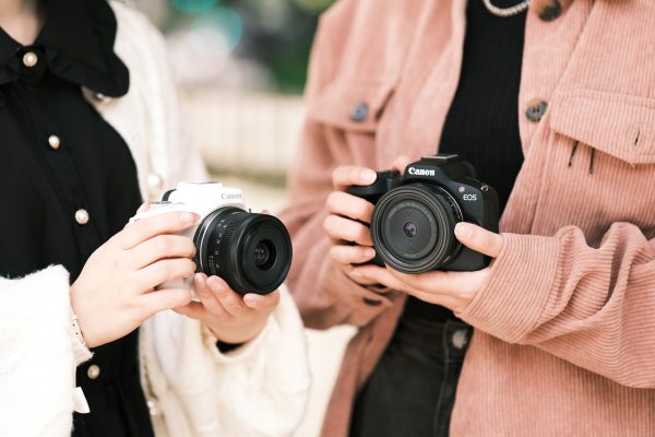 【Canon】はじめてのミラーレスカメラにEOS R50がおススメな理由