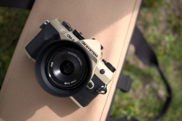 【OM SYSTEM 】アウトドアのお供にぴったり！OM-5 Mark II をご紹介します。