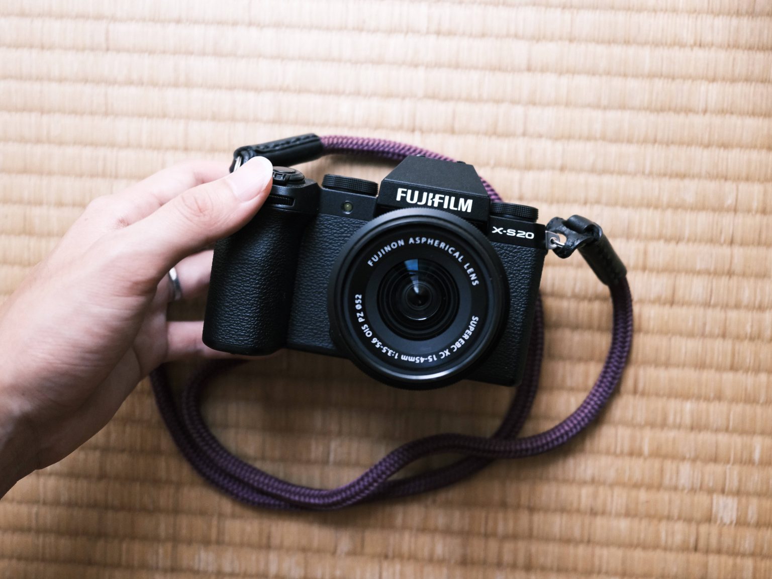 【FUJIFILM】この夏の旅行に最高の一台を。X-S20の魅力