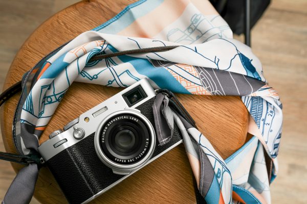 MapCamera創業31周年を記念したオリジナルスカーフを対象商品ご購入でプレゼント！