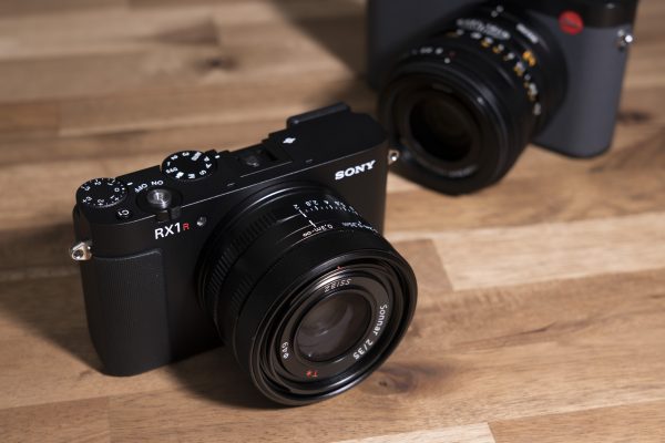 【SONY】「Q3」を買おうとした私が「RX1R III」を選んだ理由
