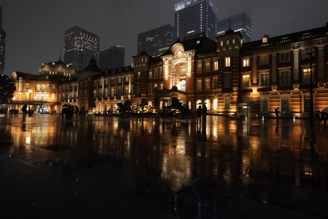 【EOS R5 Mark II】【RF15-35mm F2.8 L IS USM】夜の東京駅