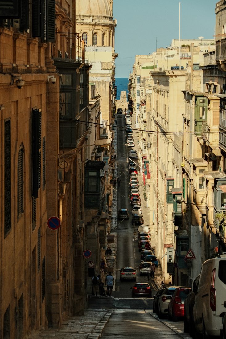 SIGMA Contemporary 16-300mm F3.5-6.7 DC OS 室内