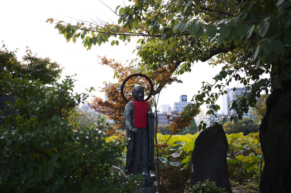 Leica M11-PとアポズミクロンM35mm F2.0 ASPHで撮影したお寺の像