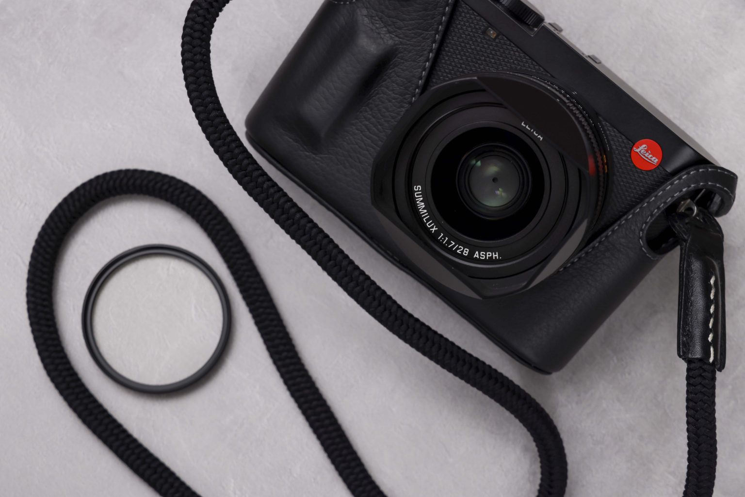 【Leica】最強コンパクトQ3を始めるならこのセット!エッセンシャルキットをご紹介