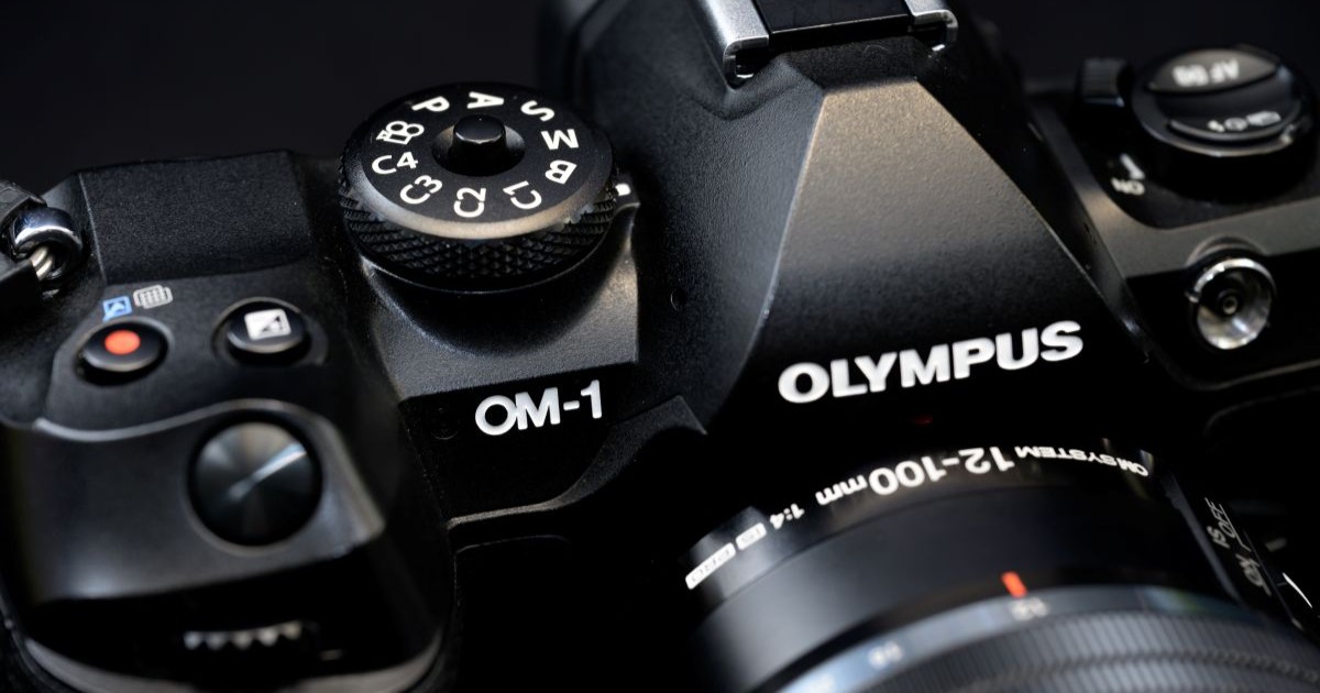 徹底解説】OM SYSTEM OM-1の魅力を徹底レビュー！【写真多数】 | THE