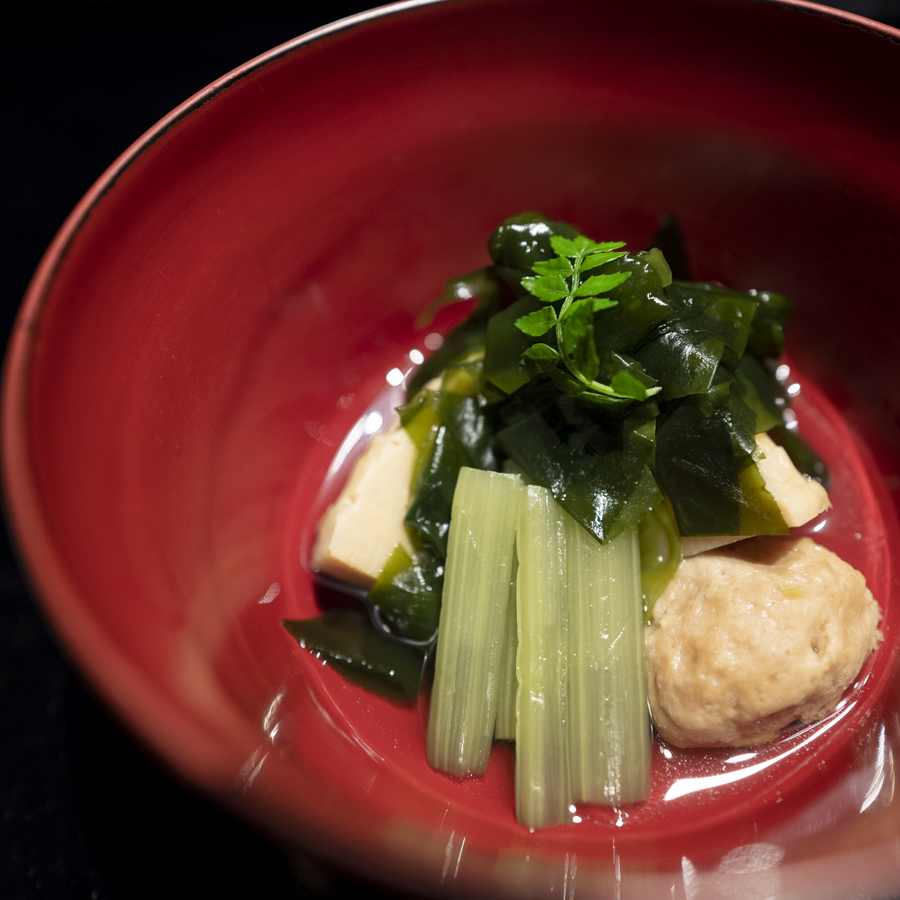 寒大根旨煮 共地餡かけ　寒鰤葛煮　金時人参　小松菜　針柚子