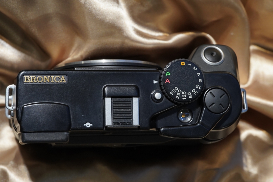 BRONICA RF645