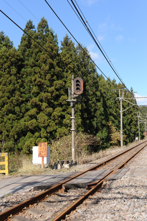 信号機と踏切跡