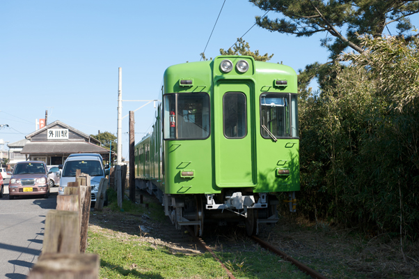 新型車両のもう一枚の顔