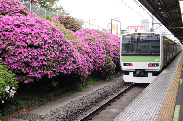 山手線駒込駅外回りホーム