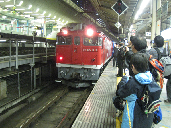 東京駅入線の銀河