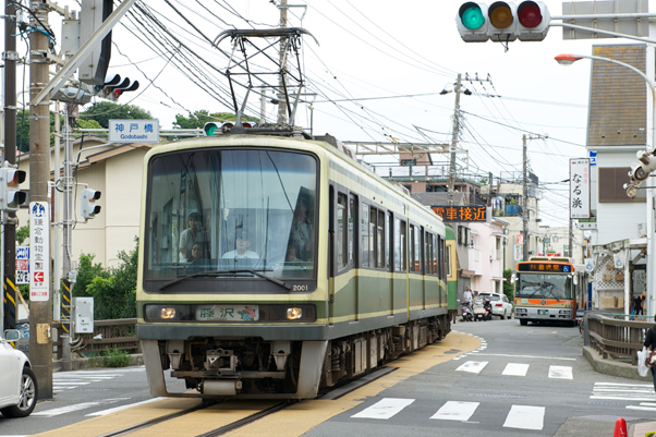 路面区間の江ノ電