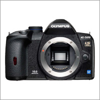 OLYMPUS E-520