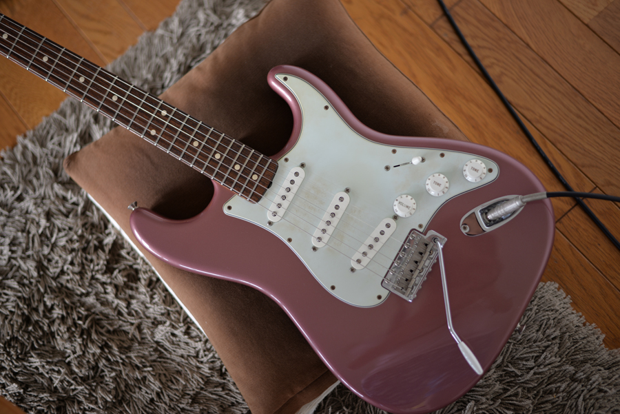 Fender STRATOCASTER