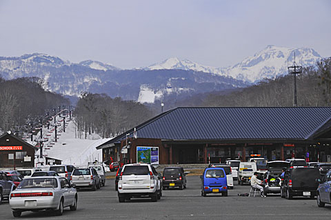 平日だけにスキー場はガラガラ…