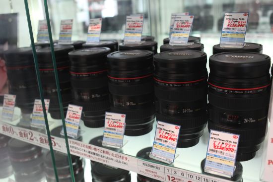 マップカメラ情報 Eosタイムズ Ef24 70mm F2 8l Usm値下げしました The Map Times