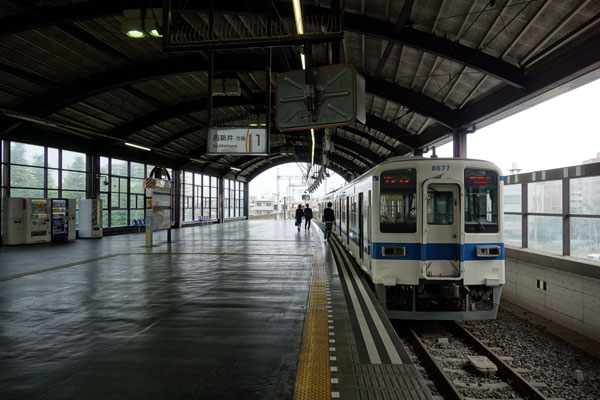 大師前駅ホーム