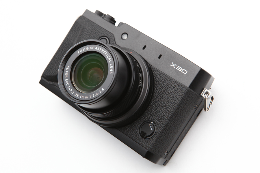 FUJIFILM X30