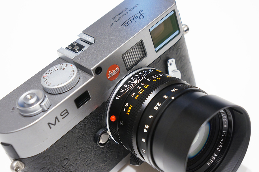 Leica】 M9 Steel Gray “Ostrich Black Leather” Limited Edition