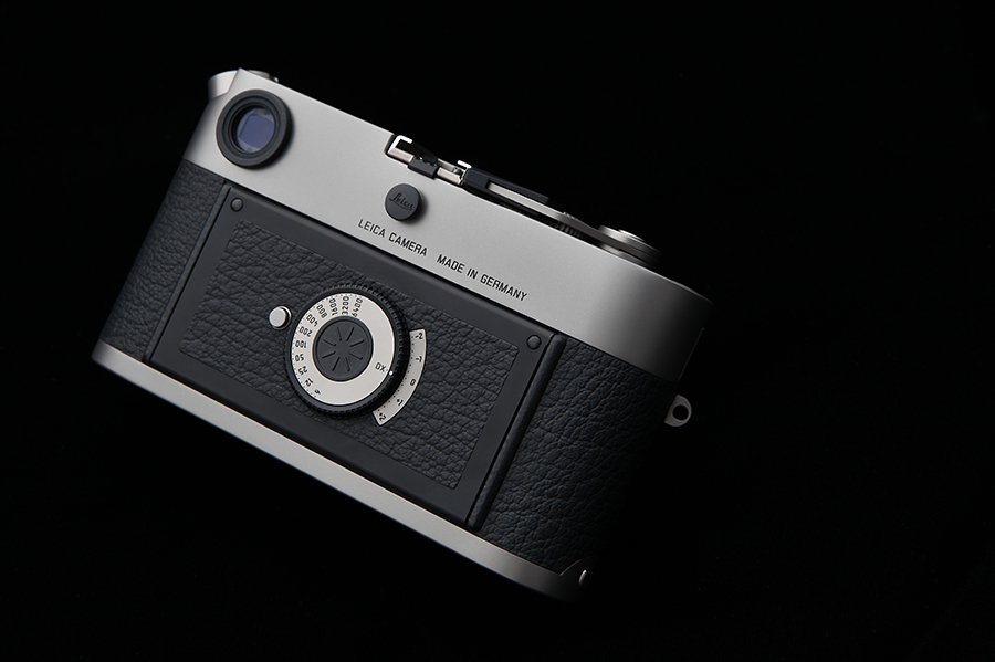 Leica M7 Titanium Set“50 JAHRE LEICA-M SYSTEM” | Kasyapa for LEICA