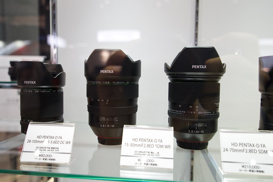 PENTAX  D-FA LENS