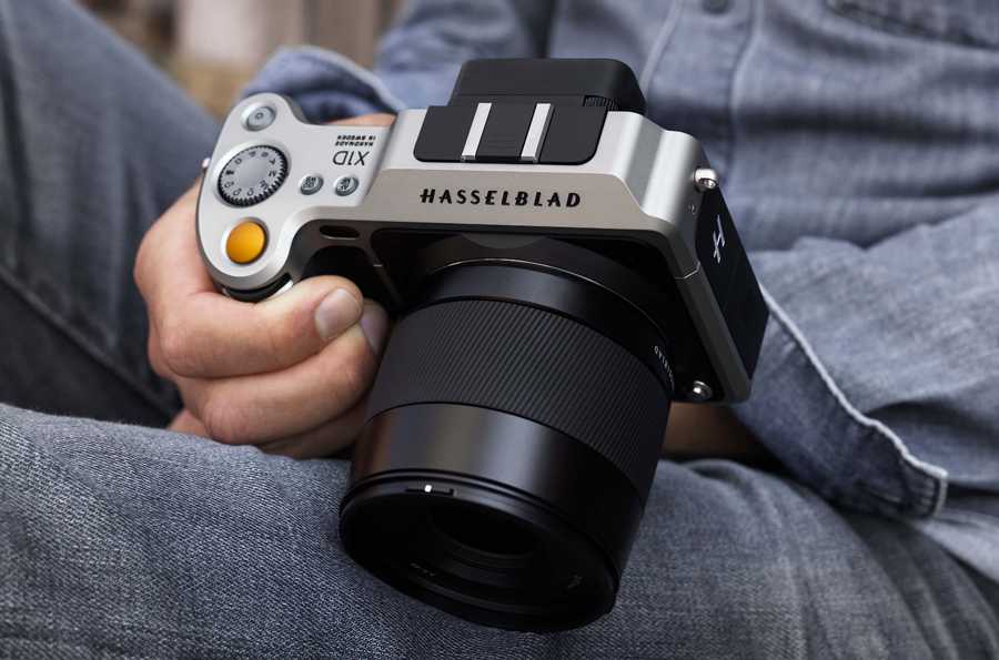 HASSELBLAD X1D