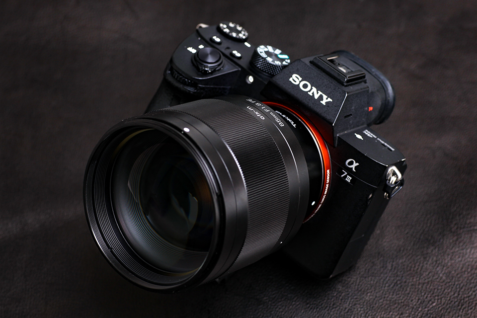 Tokina atx-m 85mm F1.8 FE