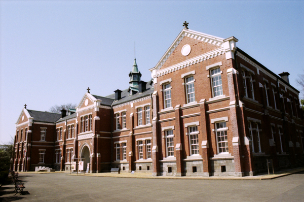 東京都国立近代美術館 工芸館